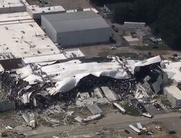 Tornado destruye planta de Pfizer en Carolina del Norte; medicamentos salen volando