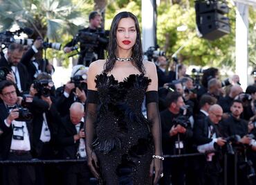 Irina Shayk, novia de Tom Brady, modela los mejores bikinis para el verano 2025