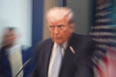 Frustran presunto atentado contra Trump en evento de UFC: cinco personas acusadas por plan con drones y francotiradores