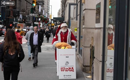 Nueva York mantiene fiestas de fin de año pese al aumento de casos de Covid