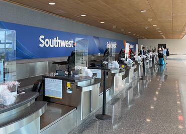 Se reanudan y expanden los vuelos entre Houston y México