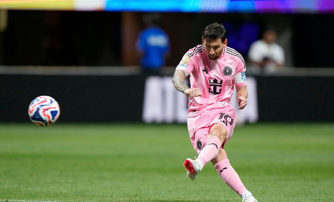 Messi brilla y rescata al Inter Miami en el Mundial de Clubes: victoria 2-1 sobre el Oporto (AP Foto/Brynn Anderson)