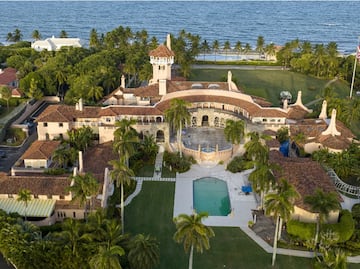 FBI halló documentos secretos en cajas mezclados con diarios y ropa en casa de Trump