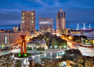 Romance, Mardi Gras y fiesta... San Antonio te espera en 2022