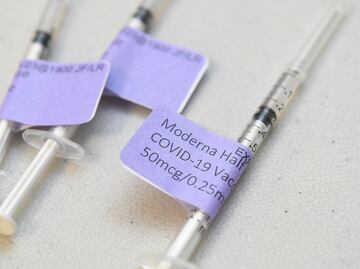 Moderna desarrollará refuerzo contra Omicron, nueva variante del Covid