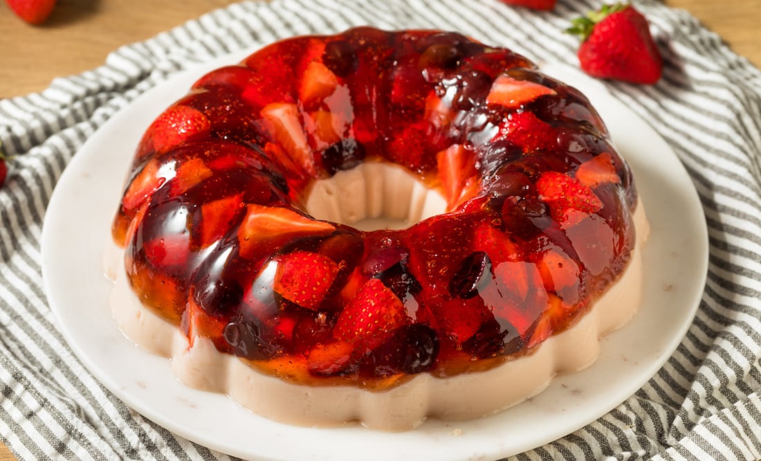 Gelatinas de la Pastelería Ideal son reconocidas entre los 5 postres más legendarios del mundo, según Taste Atlas. iStock/bhofack2