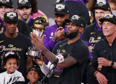 Estrellas del deporte estadounidense aclaman victoria de Biden