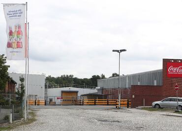Coca Cola anuncia despidos y retiros voluntarios