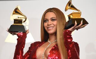 Beyoncé presume curvas de ‘impacto’ con looks deportivos en sesión