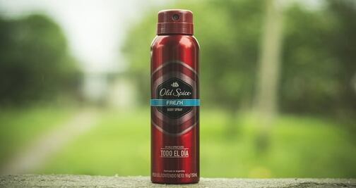 ¿Cómo volar a Estados Unidos con desodorante en el equipaje?