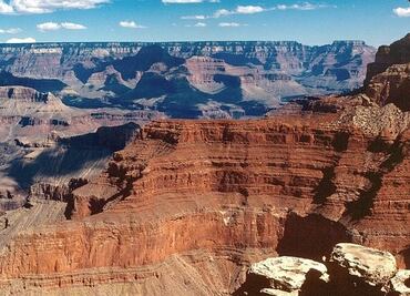 Mujer de 70 años muere al caer en el Gran Cañón