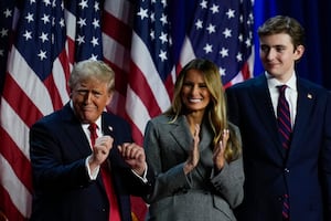 Nuera de Donald Trump habla de la inteligencia de Barron y la forma en que le hizo ganar las elecciones