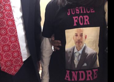 Familia de afroamericano abatido por la policía recibe 10 millones de dls