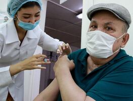 Covid-19. "Combinar vacunas y espaciar dosis mejora eficacia"