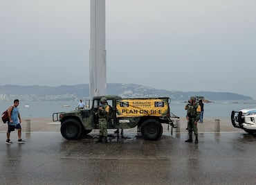 Vuelos cancelados y aeropuertos cerrados por huracán Otis en México