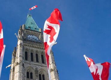 Canadá reducirá el número de inmigrantes hasta un 27% en los próximos tres años