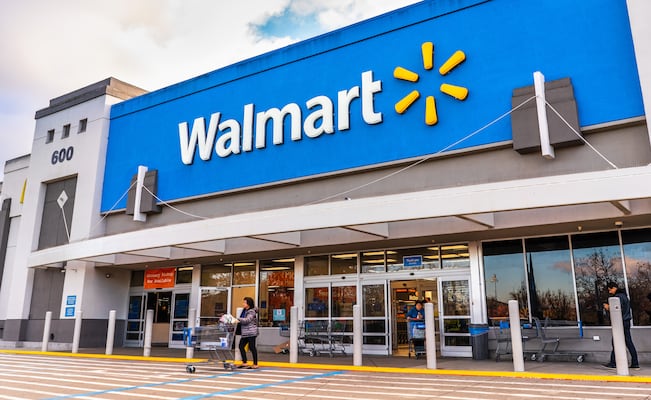 Walmart ordena reactivar importaciones desde China pese a aranceles porque los traslada a los consumidores estadounidenses