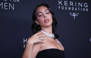 Georgina Rodríguez rompe el internet con microbikini y silueta de impacto tras revelarse planes de boda con Cristiano Ronaldo 