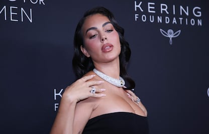 Georgina Rodríguez rompe el internet con microbikini y silueta de impacto tras revelarse planes de boda con Cristiano Ronaldo