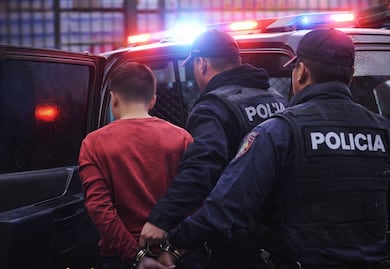 ¿Cuál es la pena máxima en prisión para el adolescente que habría asesinado a dos maestras en Michoacán? Esto revela Fiscalía