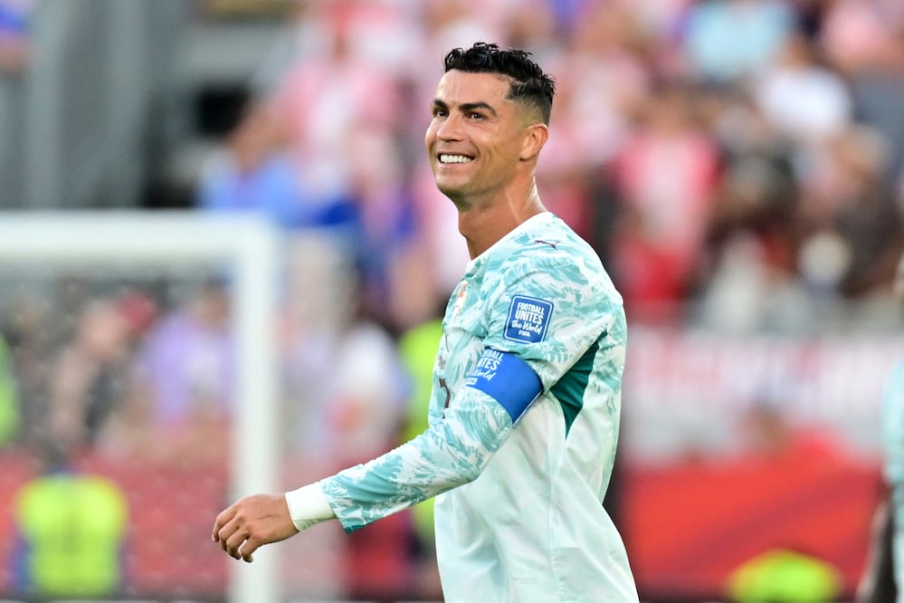 Ronaldo sorprende a niño sobreviviente de los sismos en Venezuela con una promesa que conmueve al mundo EFE/EPA/EDUARDO LIMA