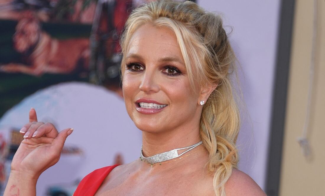Britney Spears dejó poco a la imaginación con este look. Foto: AFP