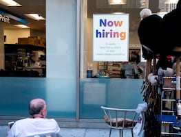 En EU abundan los empleos pero faltan candidatos, y los salarios se disparan