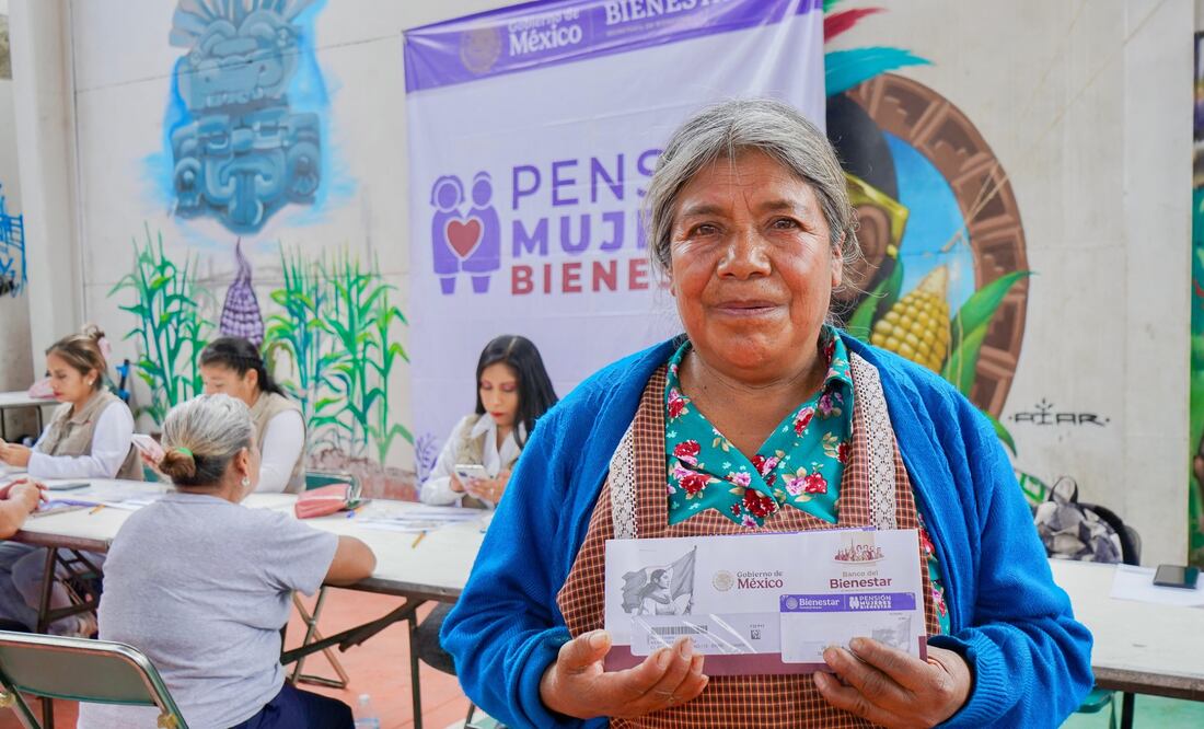 Registro a Pensión Mujeres Bienestar sin salir de casa: paso para pedir visitas a domicilio en agosto. Foto: Ariadna Montiel / Secretaría del Bienestar