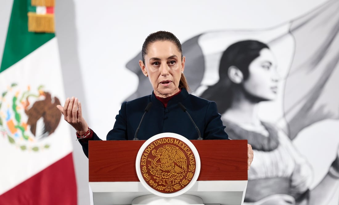 Sheinbaum exige justicia por el asesinato del líder limonero en Michoacán. EFE/José Méndez