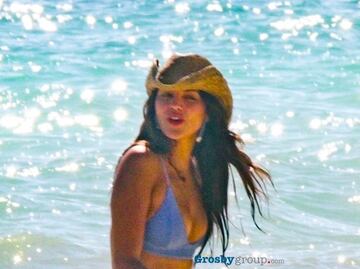 Eiza González presume silueta con bikini y nuevo amor en Tulum