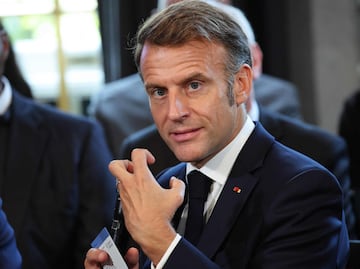 Macron queda VARADO en Nueva York por convoy de Trump… ¡y termina llamándolo desde la calle!