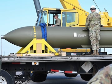 ¿Qué es la bomba GBU-57 y por qué podría ser clave si EU apoya a Israel contra Irán?