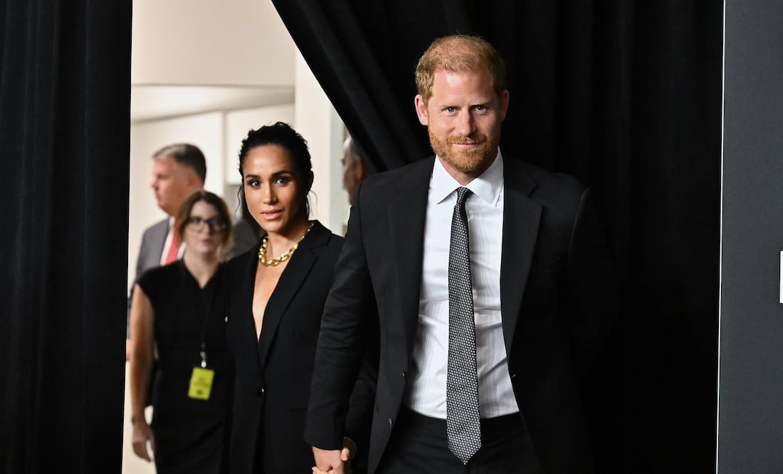 ¿Crisis real? El matrimonio del príncipe Harry y Meghan Markle estaría en peligro: tiene “muchas grietas imposibles de ignorar”. Foto: AP