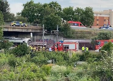 Videos. Choque de trenes en Cataluña deja un muerto y más de 80 heridos