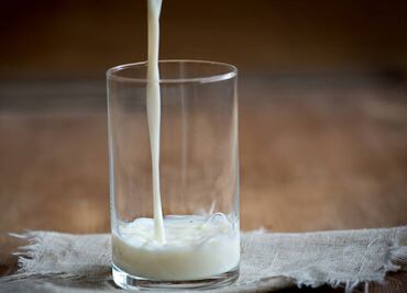 Hospitalizan a niños que tomaron leche con desinfectante en kinder de Nueva Jersey