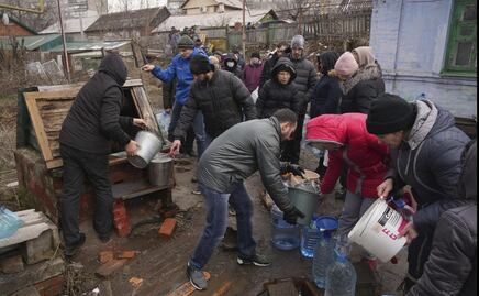 Habitantes en Mariúpol empiezan a pelear por comida: Cruz Roja