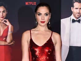 Gal Gadot derrocha belleza en sesión con la tendencia "sin pantalón"