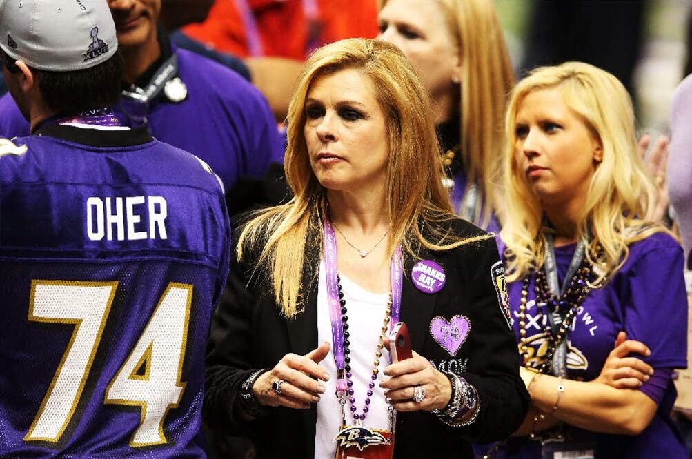 Batalla Legal y Escándalo: Prominente Pareja de Memphis Busca Poner Fin a la Tutela Desafiada por Exjugador NFL Michael Oher. Foto AFP