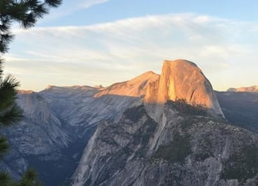 Excursionista muere al caer más de 150 metros en Yosemite