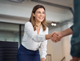 Tec de Monterrey lanza curso de estrategias de negociación gratis y en línea. ¿Cuáles son los requisitos?