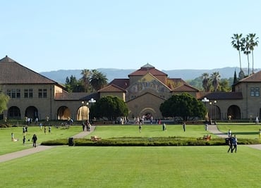 ¿Cuánto cuesta estudiar en la Universidad Stanford?