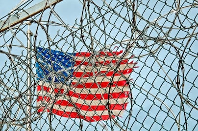 Washington busca que cárcel pague salario a migrantes detenidos