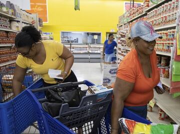 Miami, un “desierto” de agua embotellada por Dorian