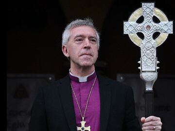 Coronación del Rey Carlos III.  Cruz con reliquias de la de Jesús encabezará la procesión