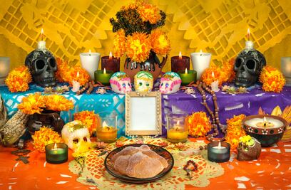 Día de Muertos: Significado del pan de muerto, cempasúchil y los niveles de la ofrenda 
