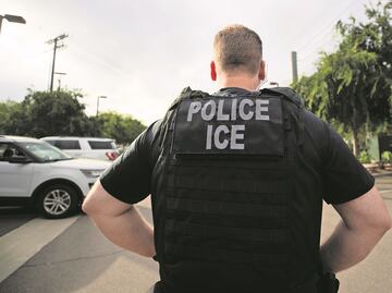 ICE ofrece método seguro y automatizado para que migrantes paguen sus fianzas
