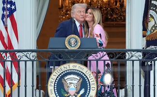 Trump desata escándalo tras frase sobre Melania: “Voy a deshacerme de ella”