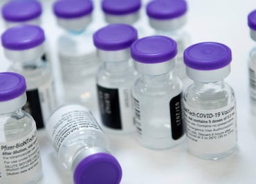 Una dosis de la vacuna de Pfizer reduce un 75% las infecciones