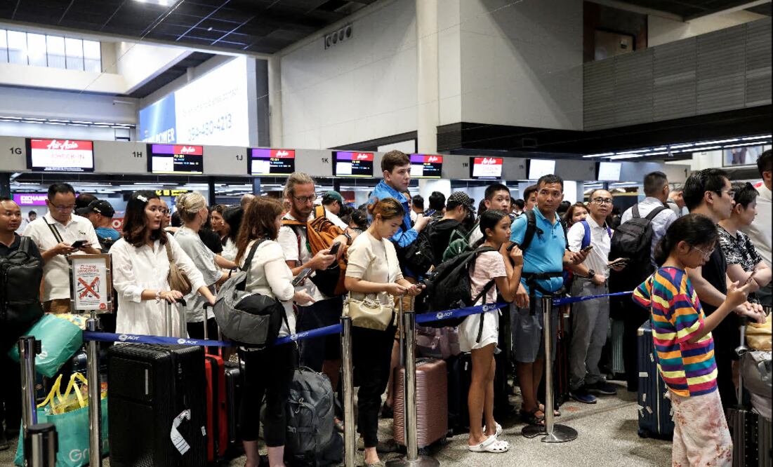 Apagón informático. Sector aéreo global sufre cierres ante el fallo de Microsoft. Foto EFE