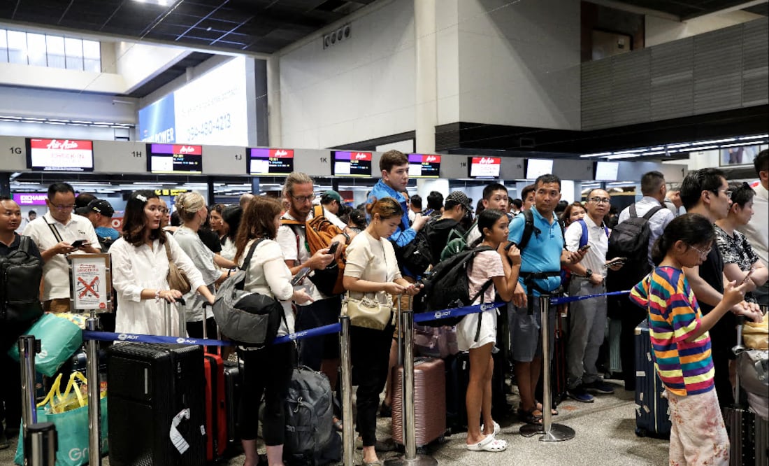 Apagón informático. Sector aéreo global sufre cierres ante el fallo de Microsoft. Foto EFE